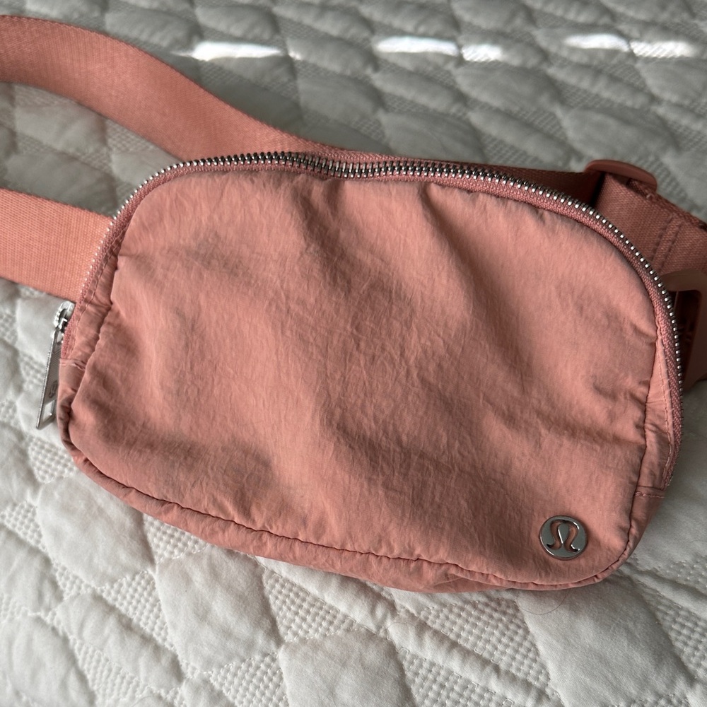 lululemon athletica Coral Crossbody Bag